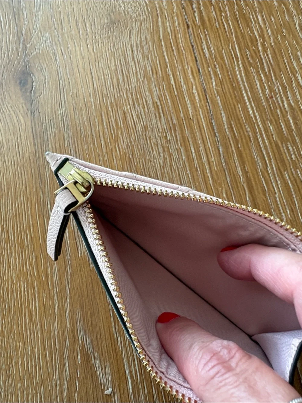 Tory Burch Pebbled Leather Card Wallet Wristlet in Light Pink